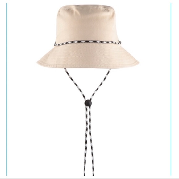 It’s all About The Bucket Hat Hottest Trend - Picture 3 of 5